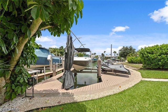 1066 Ruppert RD, Marco Island, FL 34145