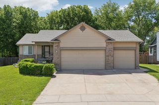 2917 E Lanners Cir, Wichita, KS 67219