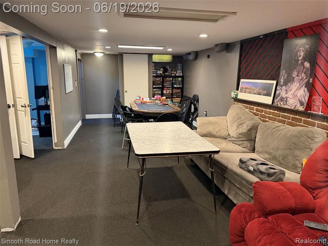 27719 Mayfair Avenue, Trenton, MI 48183