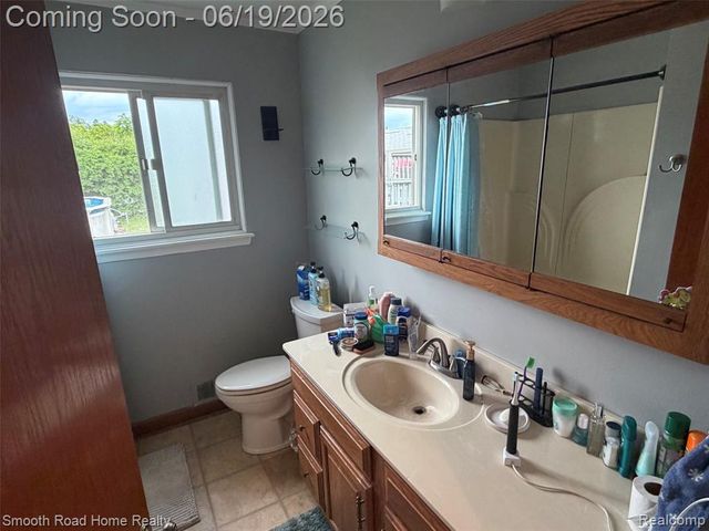 27719 Mayfair Avenue, Trenton, MI 48183