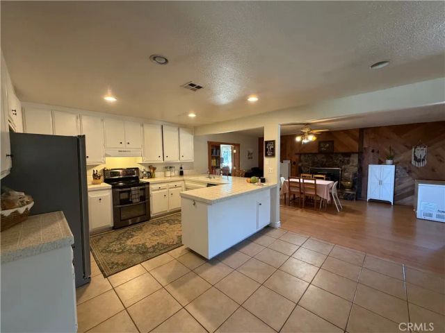 32038 Crystalaire, Llano, CA 93544