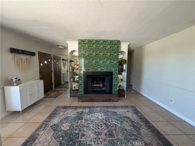 32038 Crystalaire, Llano, CA 93544