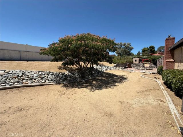 32038 Crystalaire, Llano, CA 93544