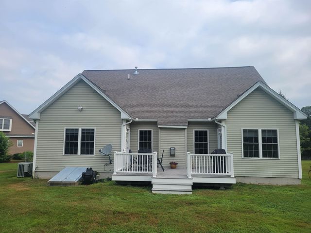 7 Harvest Road, Windham, NH 03087