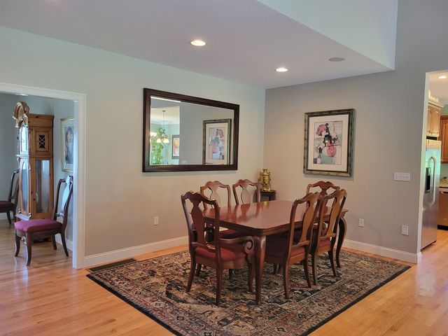 7 Harvest Road, Windham, NH 03087