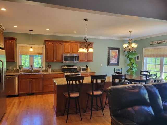 7 Harvest Road, Windham, NH 03087