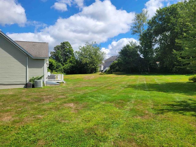 7 Harvest Road, Windham, NH 03087