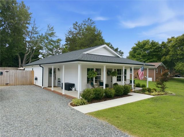 408 Grandview Avenue, Liberty, NC 27298