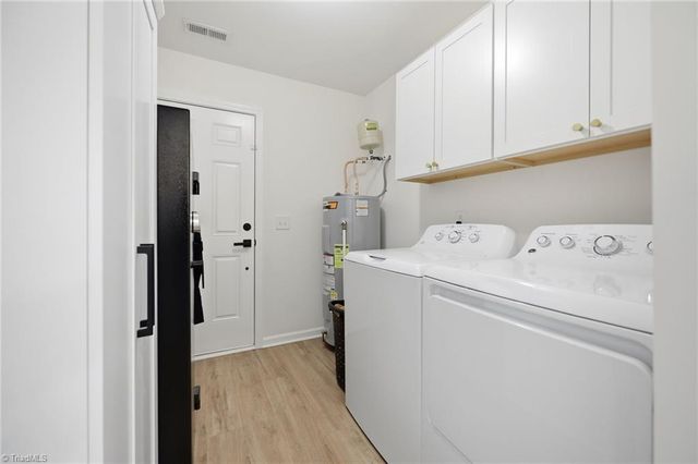 408 Grandview Avenue, Liberty, NC 27298