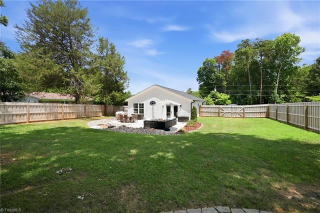 408 Grandview Avenue, Liberty, NC 27298