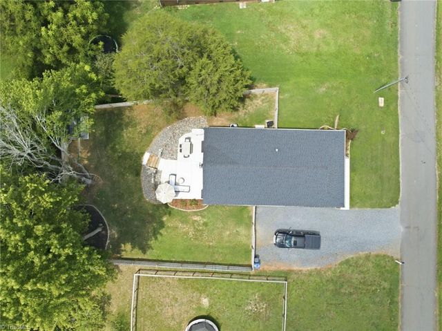 408 Grandview Avenue, Liberty, NC 27298