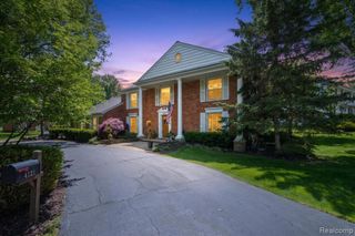 4121 Antique Lane, Bloomfield Village, MI 48302