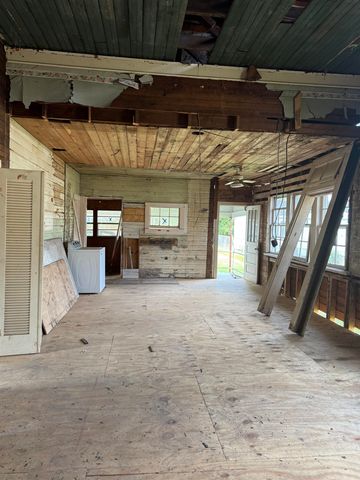 610 Green St, Thibodaux, LA 70301