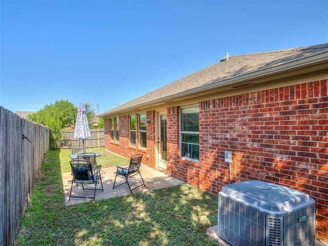 18512 Piedra Drive, Edmond, OK 73012
