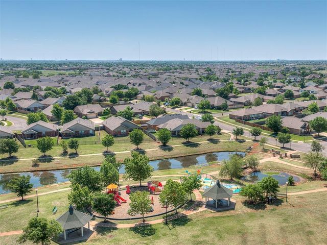 18512 Piedra Drive, Edmond, OK 73012