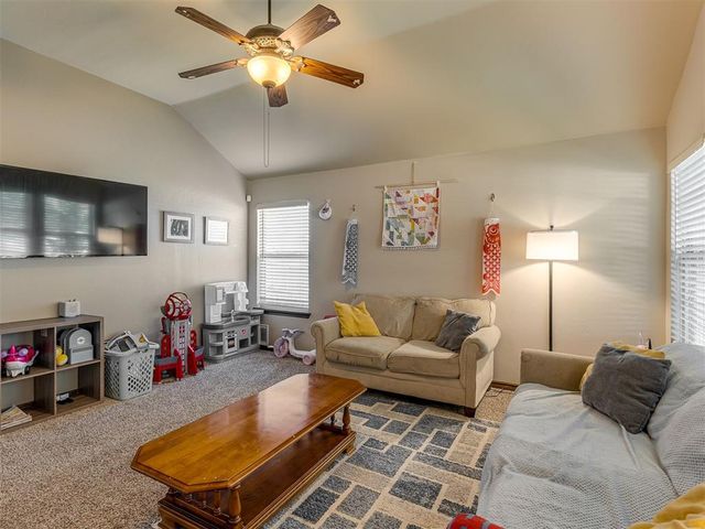 18512 Piedra Drive, Edmond, OK 73012