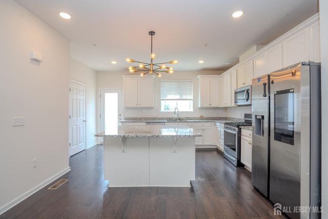 9 Audley Street, North Brunswick, NJ 08902