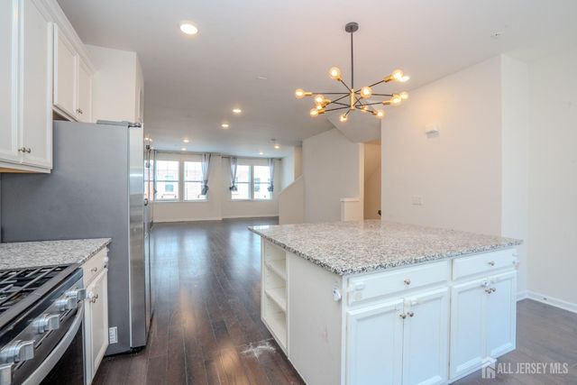 9 Audley Street, North Brunswick, NJ 08902