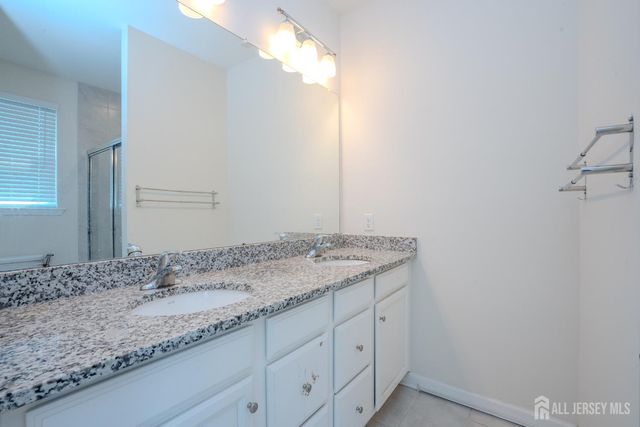 9 Audley Street, North Brunswick, NJ 08902