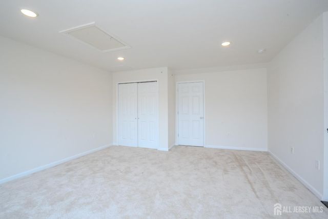 9 Audley Street, North Brunswick, NJ 08902