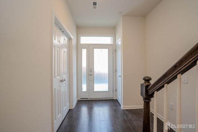 9 Audley Street, North Brunswick, NJ 08902