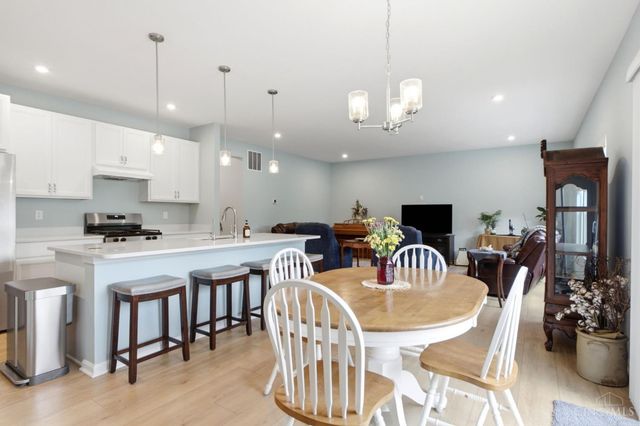1251 Heathgate Way, Fairborn, OH 45324