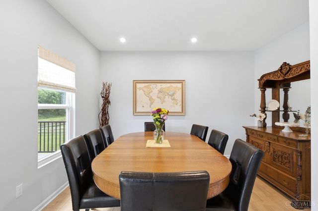 1251 Heathgate Way, Fairborn, OH 45324