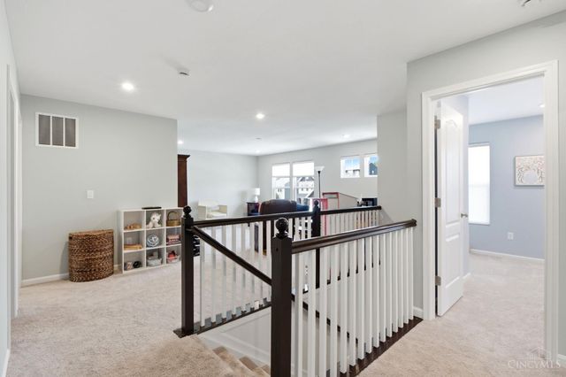 1251 Heathgate Way, Fairborn, OH 45324