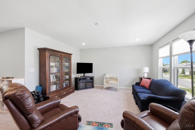 1251 Heathgate Way, Fairborn, OH 45324