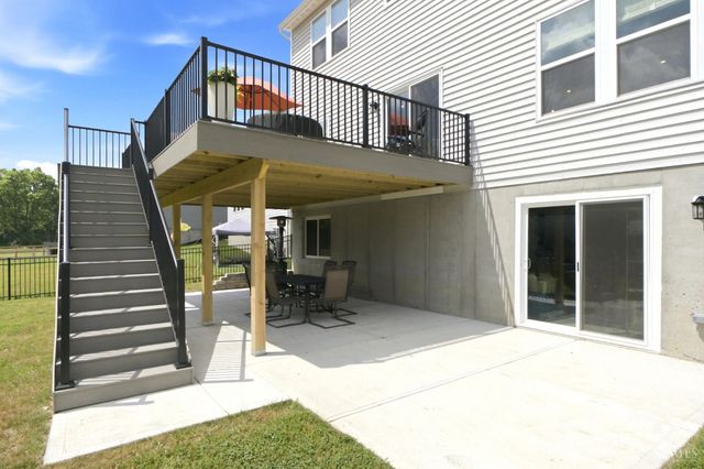 1251 Heathgate Way, Fairborn, OH 45324