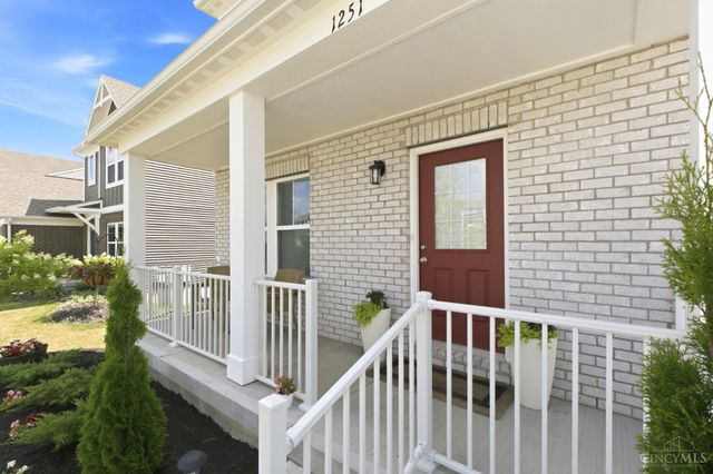 1251 Heathgate Way, Fairborn, OH 45324