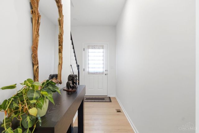 1251 Heathgate Way, Fairborn, OH 45324