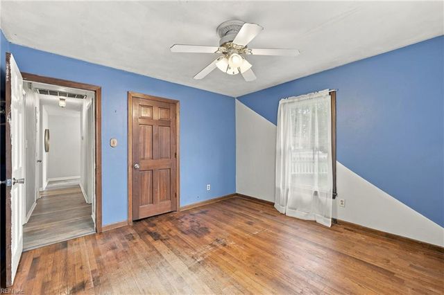 3004 Tyre Neck RD, Chesapeake, VA 23321