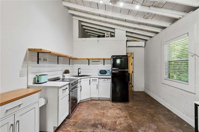 61 Moury Avenue SE, Atlanta, GA 30315