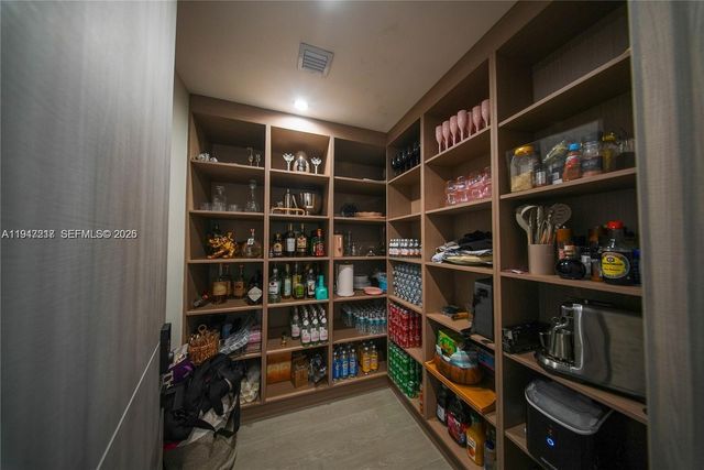 7520 W Treasure Drive 0, North Bay Village, FL 33141