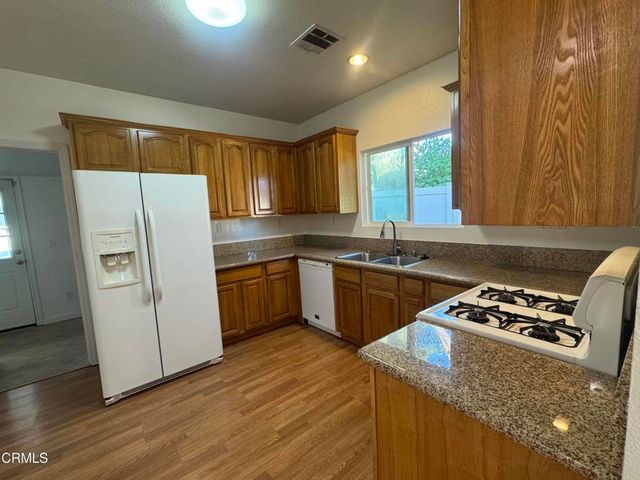 625 E Mountain Street, Pasadena, CA 91104