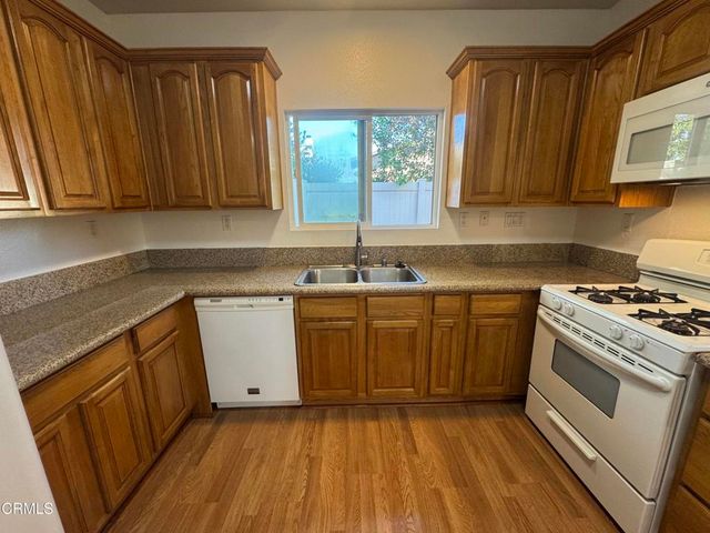 625 E Mountain Street, Pasadena, CA 91104