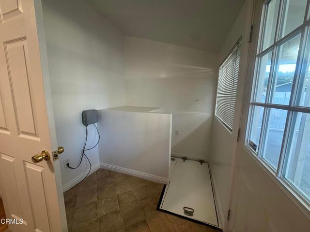 625 E Mountain Street, Pasadena, CA 91104