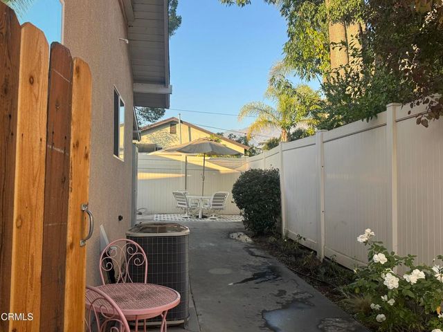 625 E Mountain Street, Pasadena, CA 91104