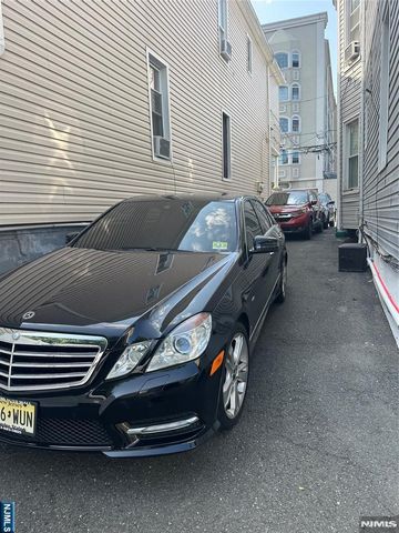 34 Hemlock Street, Paterson, NJ 07503