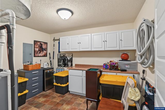 6150 Genesis St SE, Salem, OR 97306