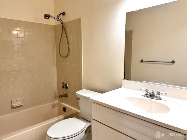 2315 Ravens Crest Drive, Plainsboro, NJ 08536