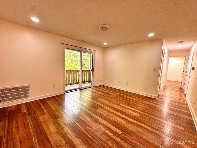 2315 Ravens Crest Drive, Plainsboro, NJ 08536