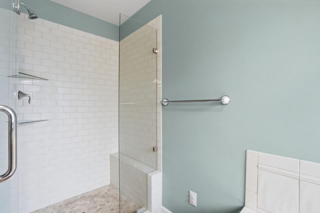 301 PARKWOOD CT, Columbia, MO 65203