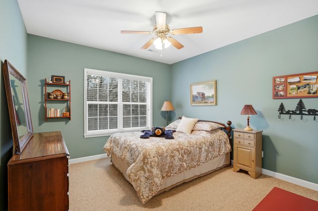 301 PARKWOOD CT, Columbia, MO 65203