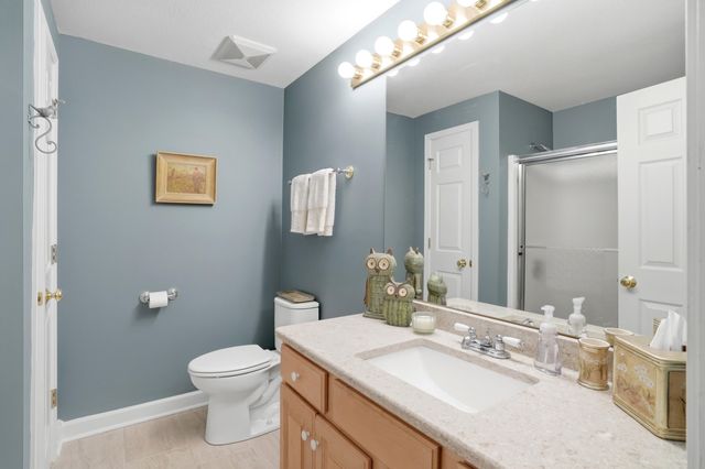 301 PARKWOOD CT, Columbia, MO 65203