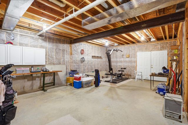 301 PARKWOOD CT, Columbia, MO 65203