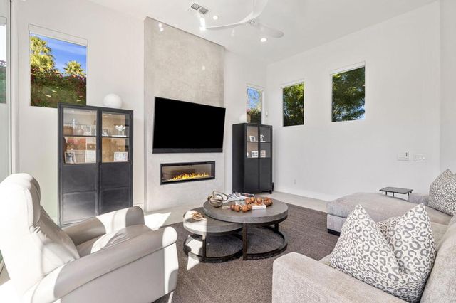 77825 Laredo Court, La Quinta, CA 92253