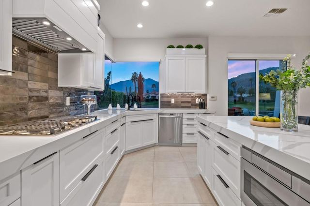 77825 Laredo Court, La Quinta, CA 92253