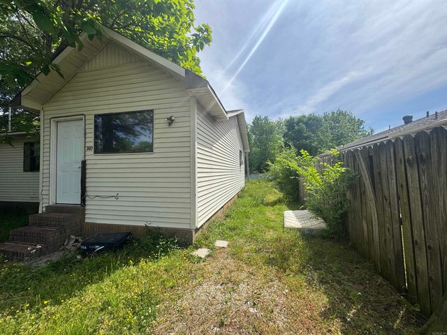 307 N 14th Avenue, Paragould, AR 72450